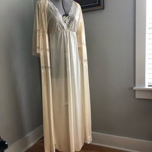 Vintage Peignoir and Nightgown Set